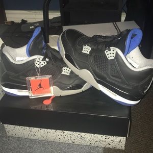 Jordan 4s!!